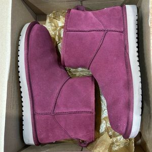 Koolaburra by UGG maroon short boots